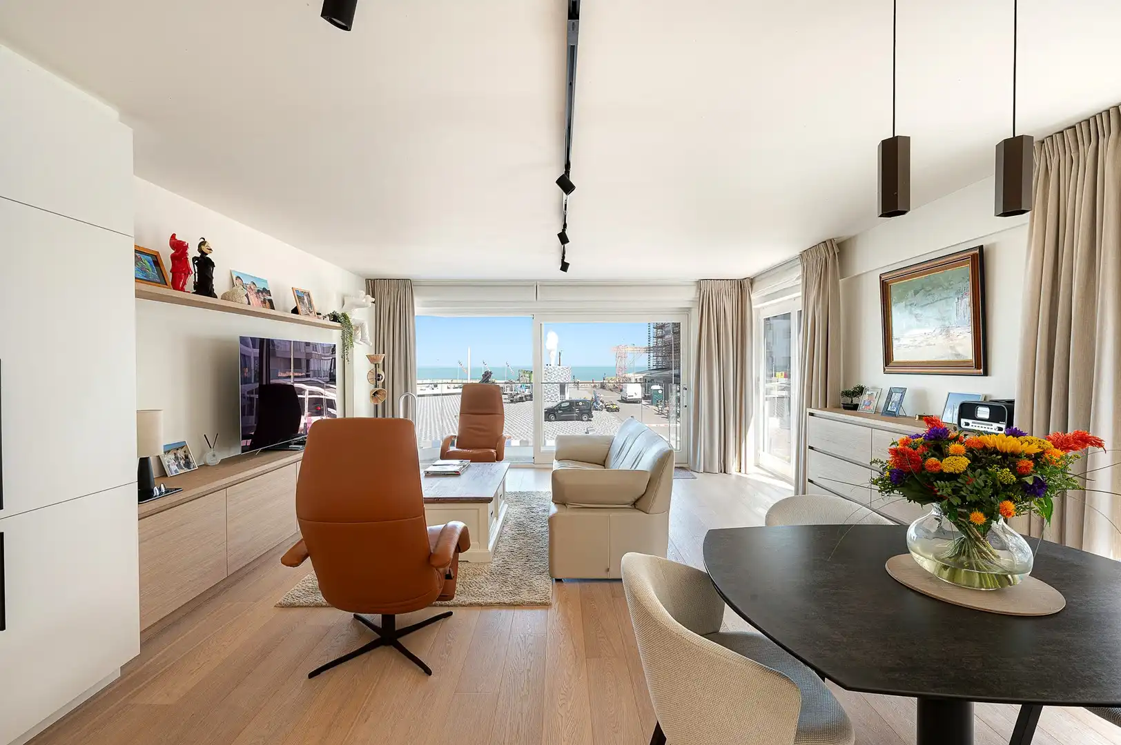 Prachtig gerenoveerd hoekappartement aan het Rubensplein. foto 3