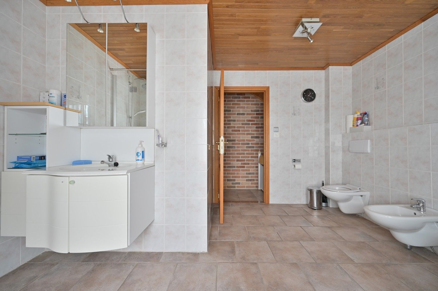 Halfvrijstaande woning met lift en zonnepanelen, zeer mooi gelegen aan de bosrand van Lanaken foto 16