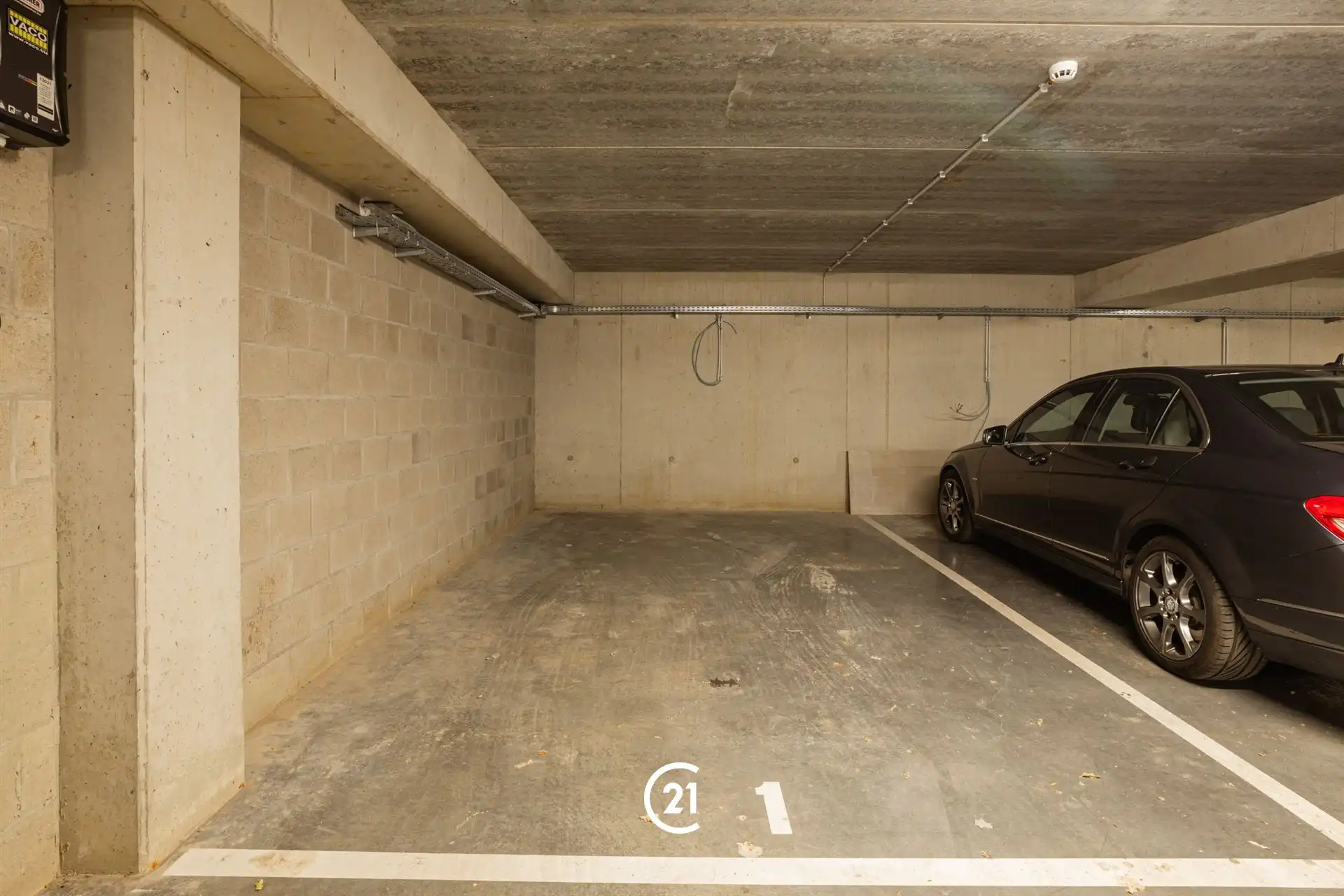 Uniek tweeslaapkamerappartement met zicht op het Donkmeer. foto 13