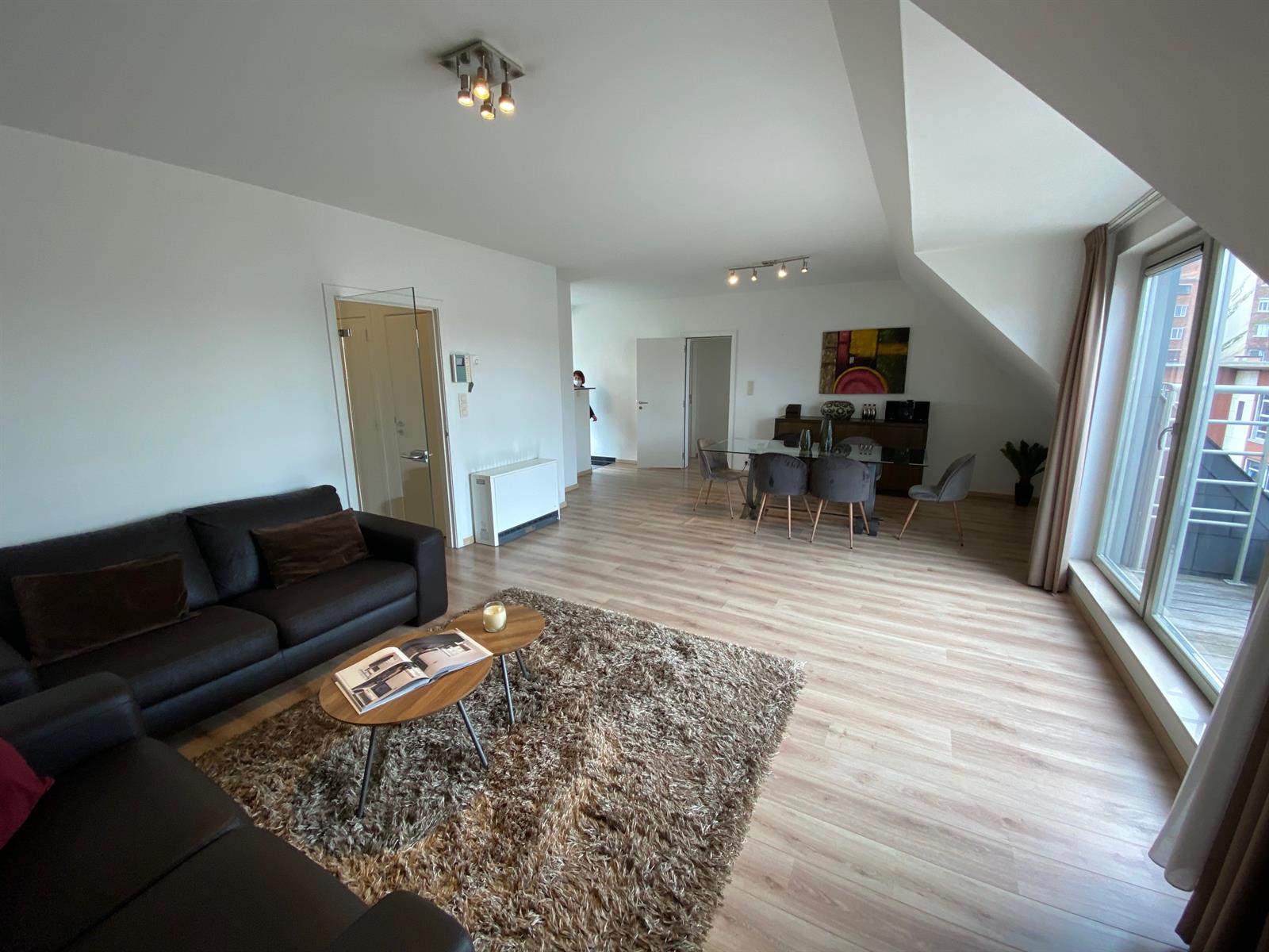 Prachtig 2 slaapkamer appart (Flagey/De Jacht) foto 2