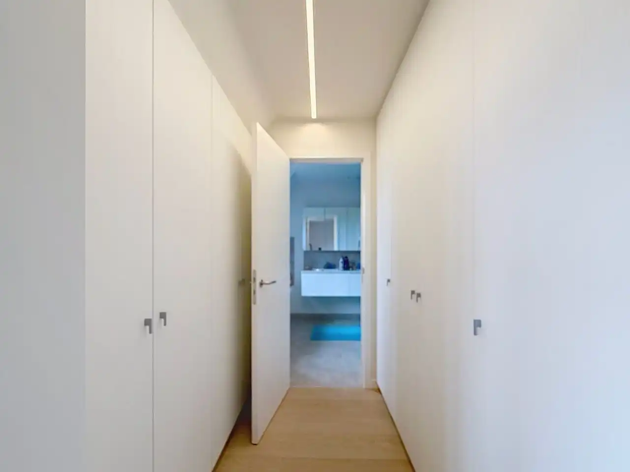 Ruime halfopen, quasi nieuwbouw woning op rustige ligging in het pittoreske Ramskapelle foto 24