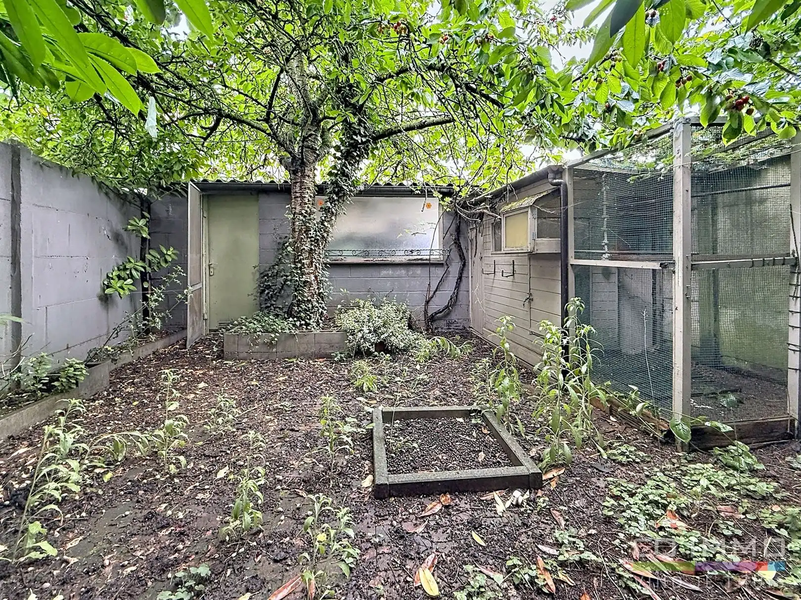 Te renoveren halfopen bebouwing, 4 slpks, garage en tuin foto 5