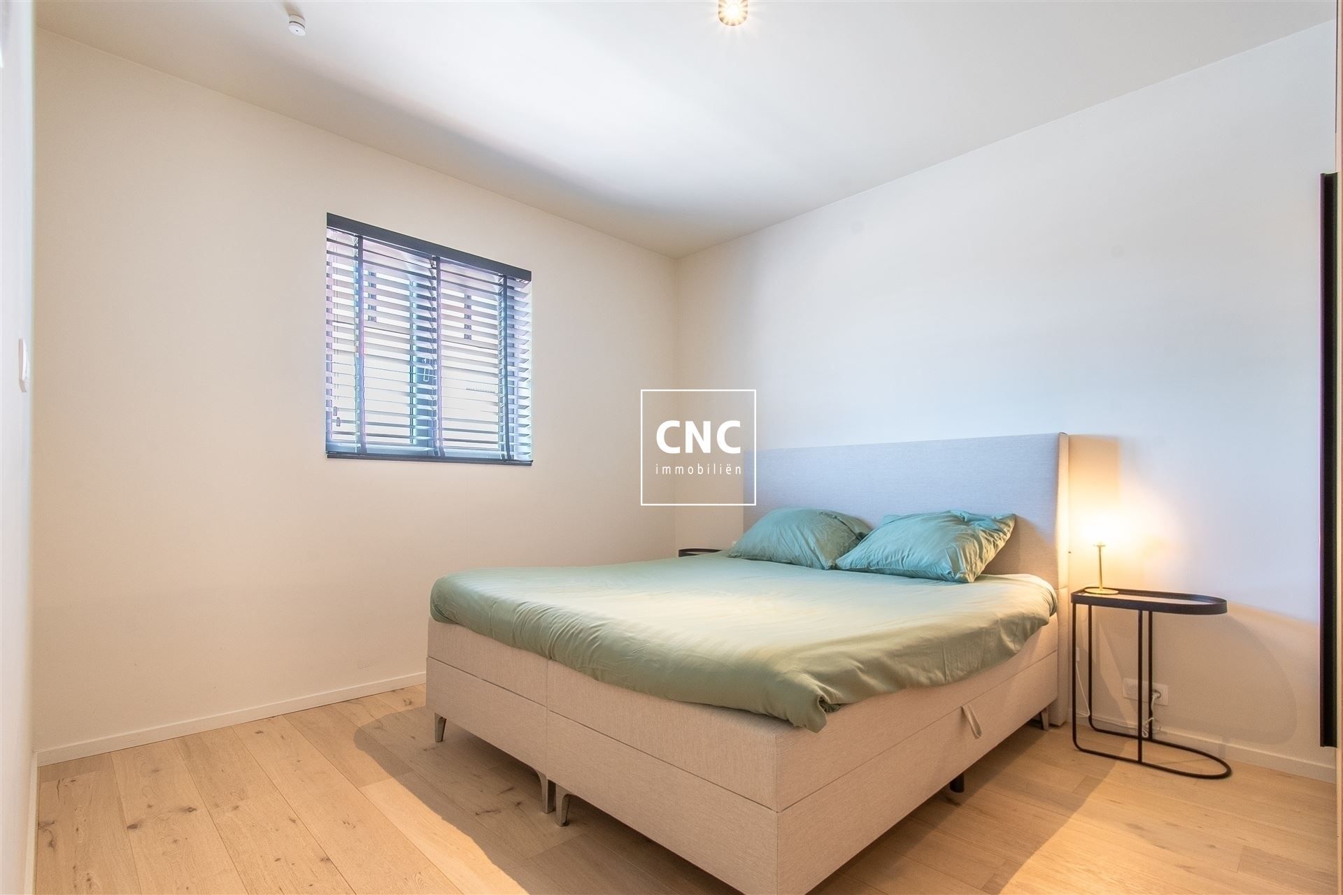 Stijlvol appartement met grote tuin op centrale ligging foto 11