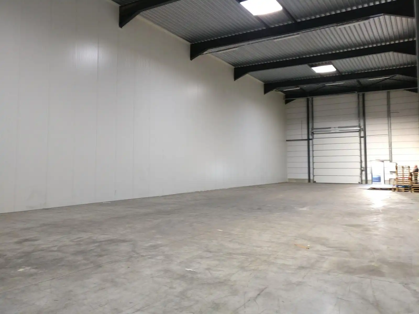Magazijn op toplocatie te huur foto 5