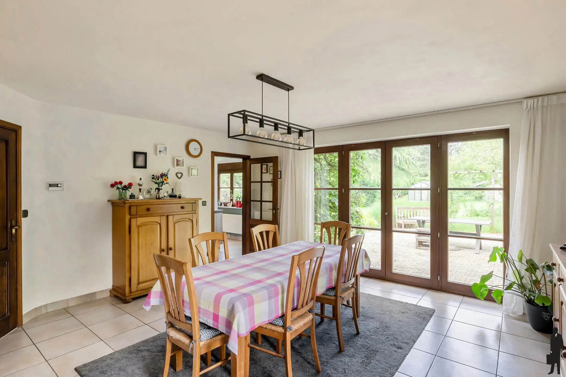 Charmante villa met prachtige tuin in rustige doodlopende straat te Heide. foto 8