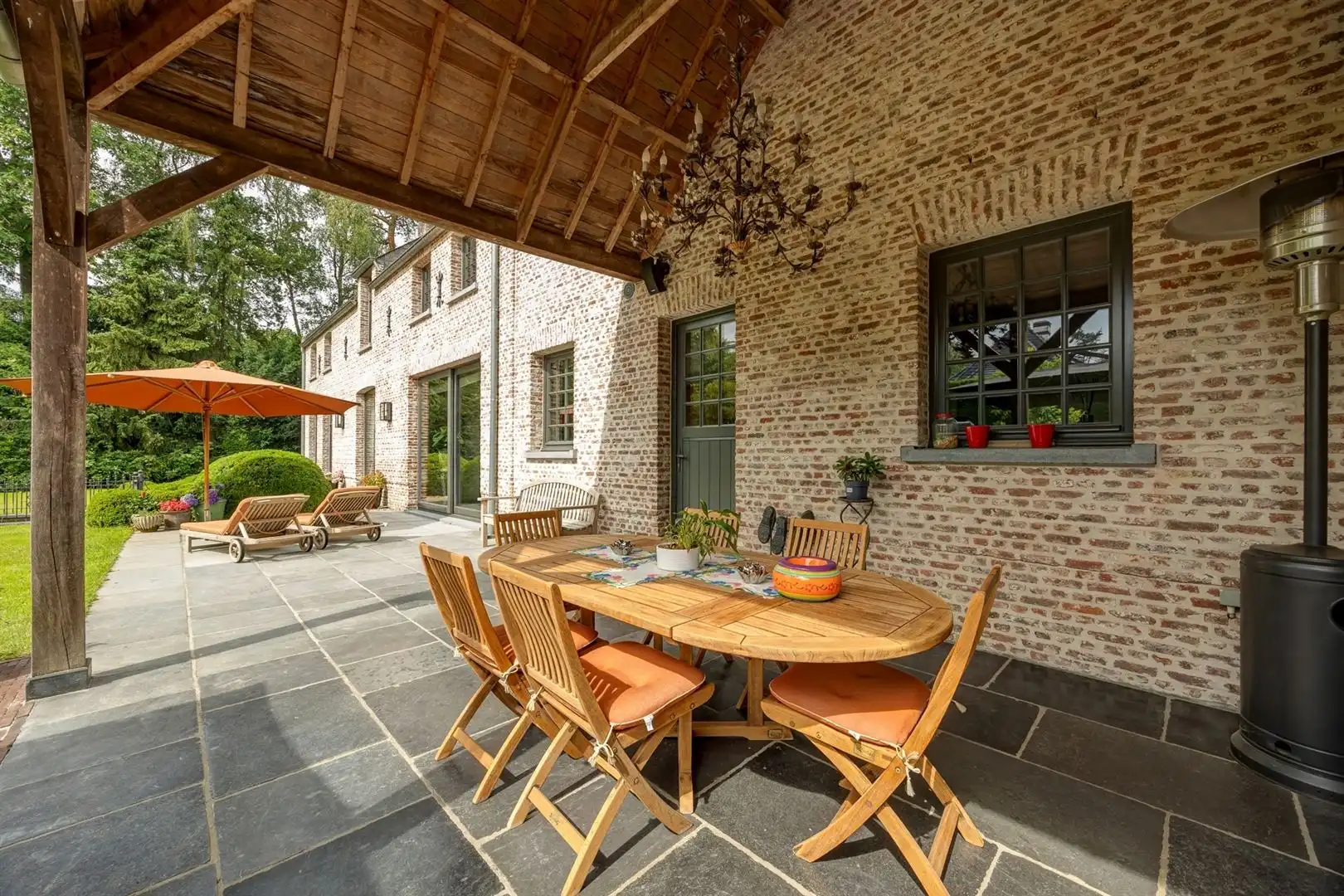 Uitzonderlijke villa met 615 m² woonoppervlakte in KONINGSHOF foto 19