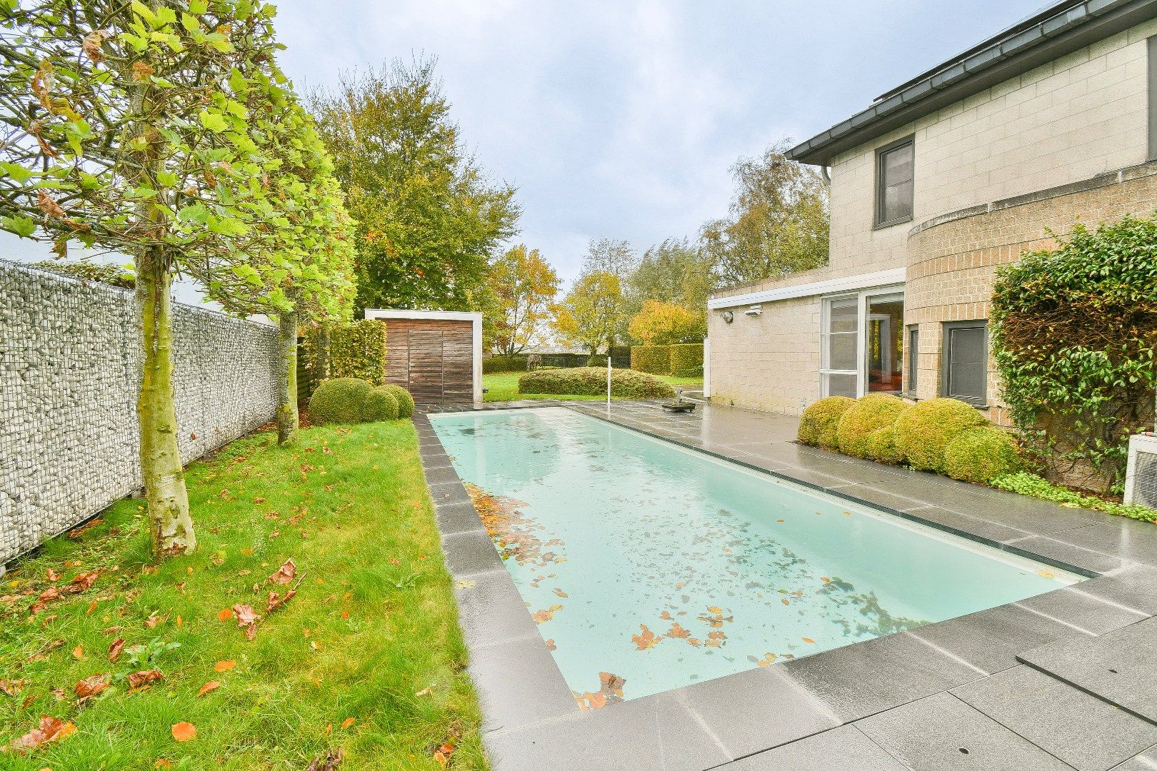 Prachtige Villa met Zwembad in het hartje van Oudenburg Te huur.  foto 3