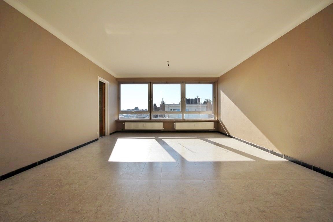 Gunstig gelegen appartement met 2 slaapkamers foto 8