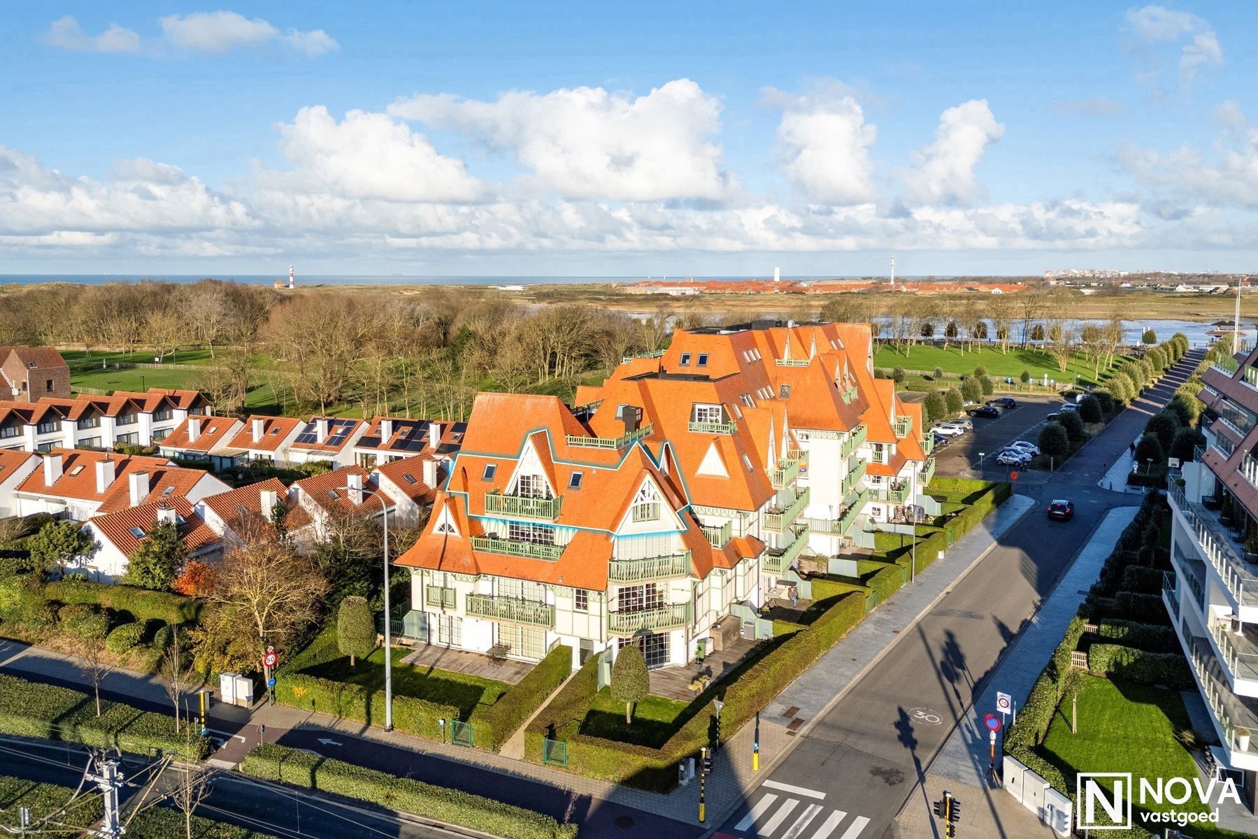 Goed gelegen appartement vlakbij de promenade foto 17