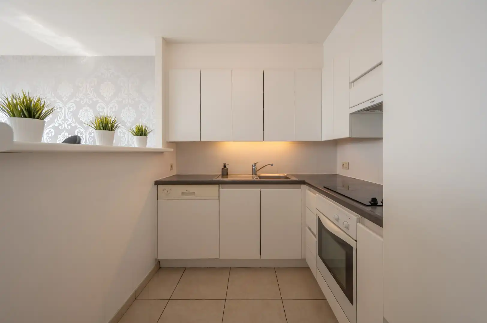 Instapklaar appartement op wandelafstand van zee foto 12