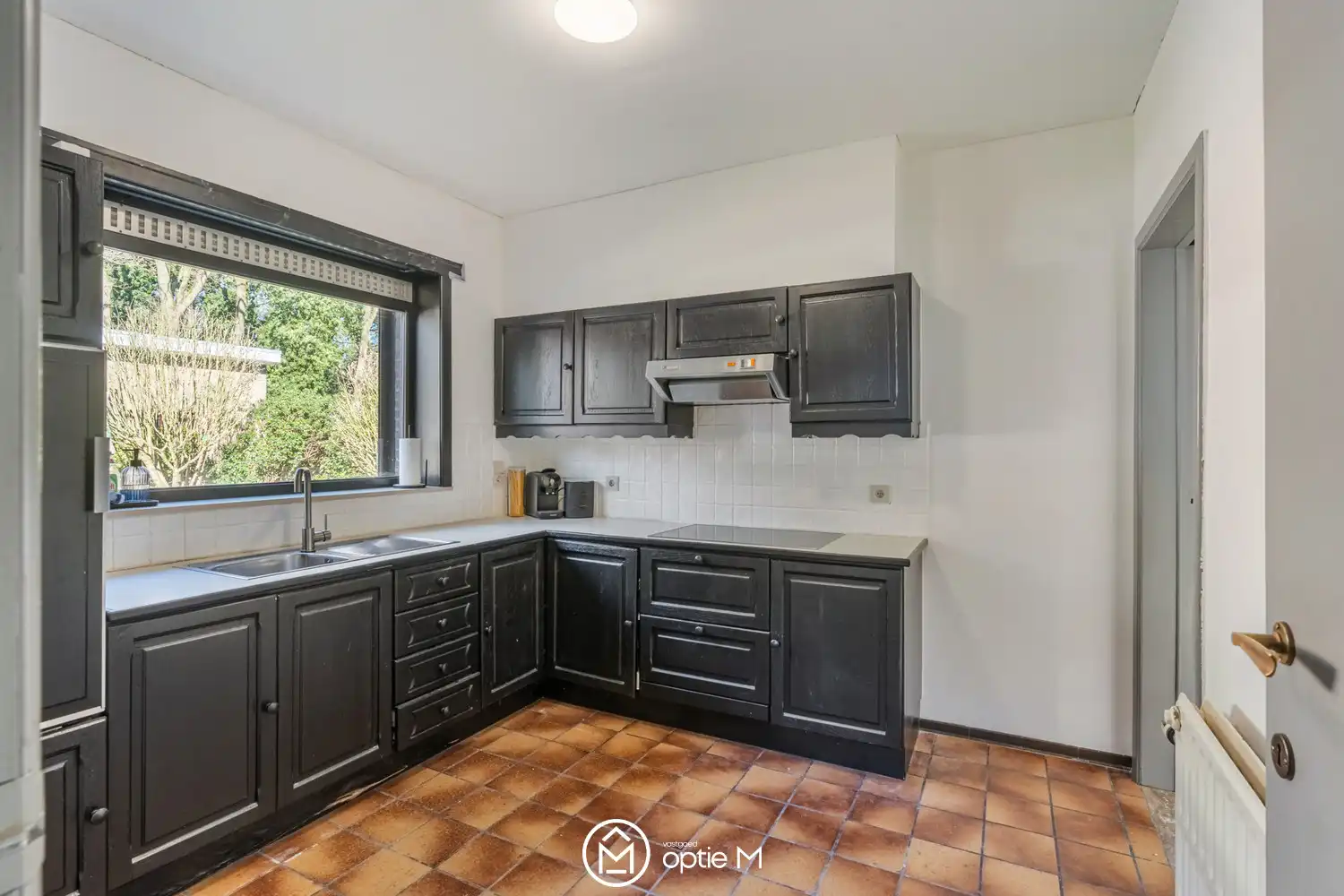 Investeringspand te koop in Genk – Twee verhuurde appartementen met onmiddellijk rendement foto 11
