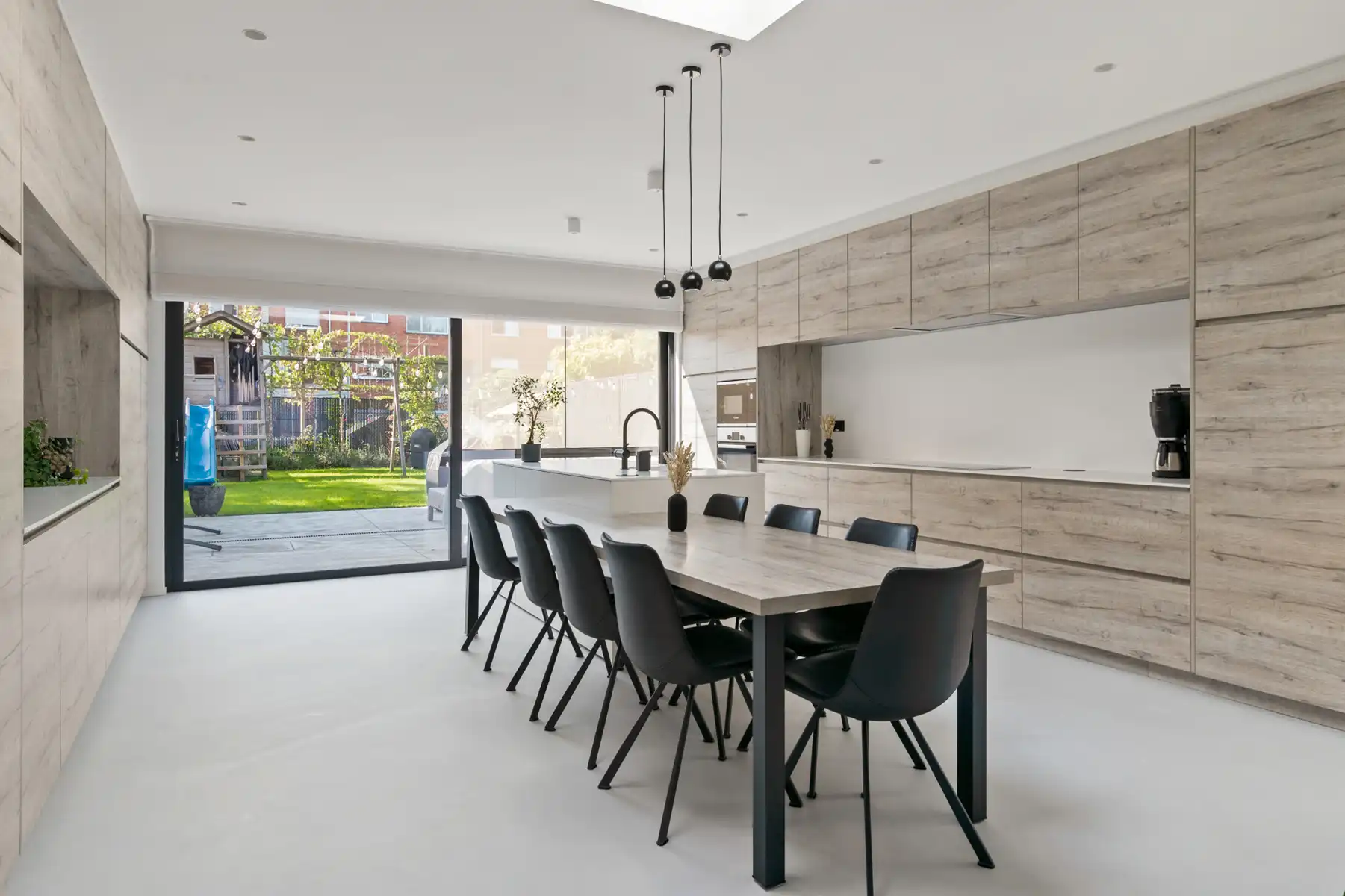 3 slaapkamers, een leuke westgeoriënteerde tuin en een EPC A foto 4