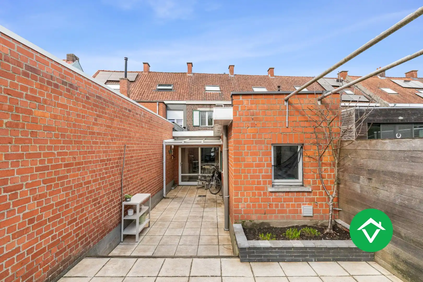 Prachtige rijwoning met 3 slaapkamers en tuin in centrum Roeselare foto 17