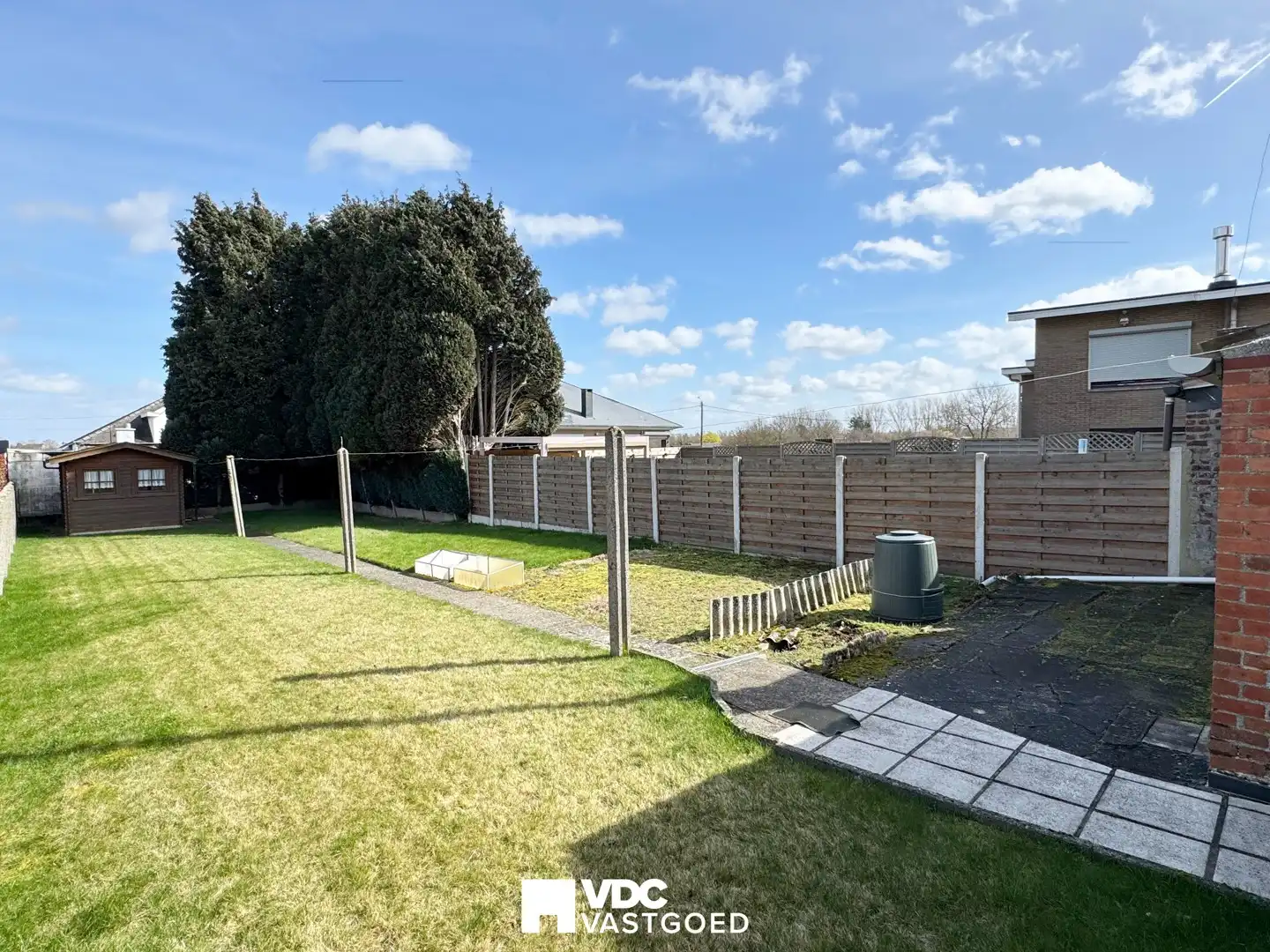 Charmante te renoveren woning met tuin, garage en sterk investeringspotentieel foto 15