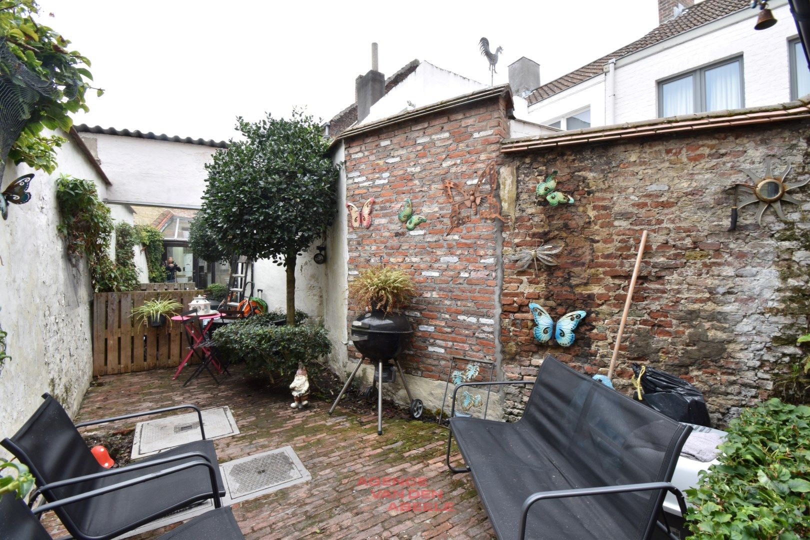 Klassevolle woning met 3 slaapkamers en tuin te Brugge  foto 21
