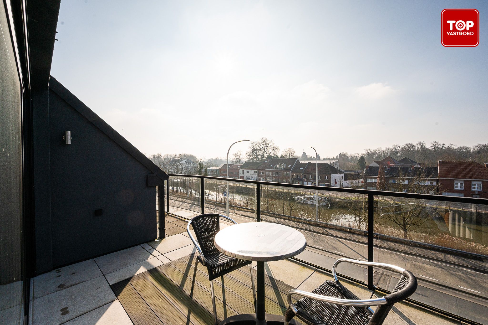 Energiezuinige en lichtrijke penthouse met 3 terrassen en prachtig uitzicht foto 7