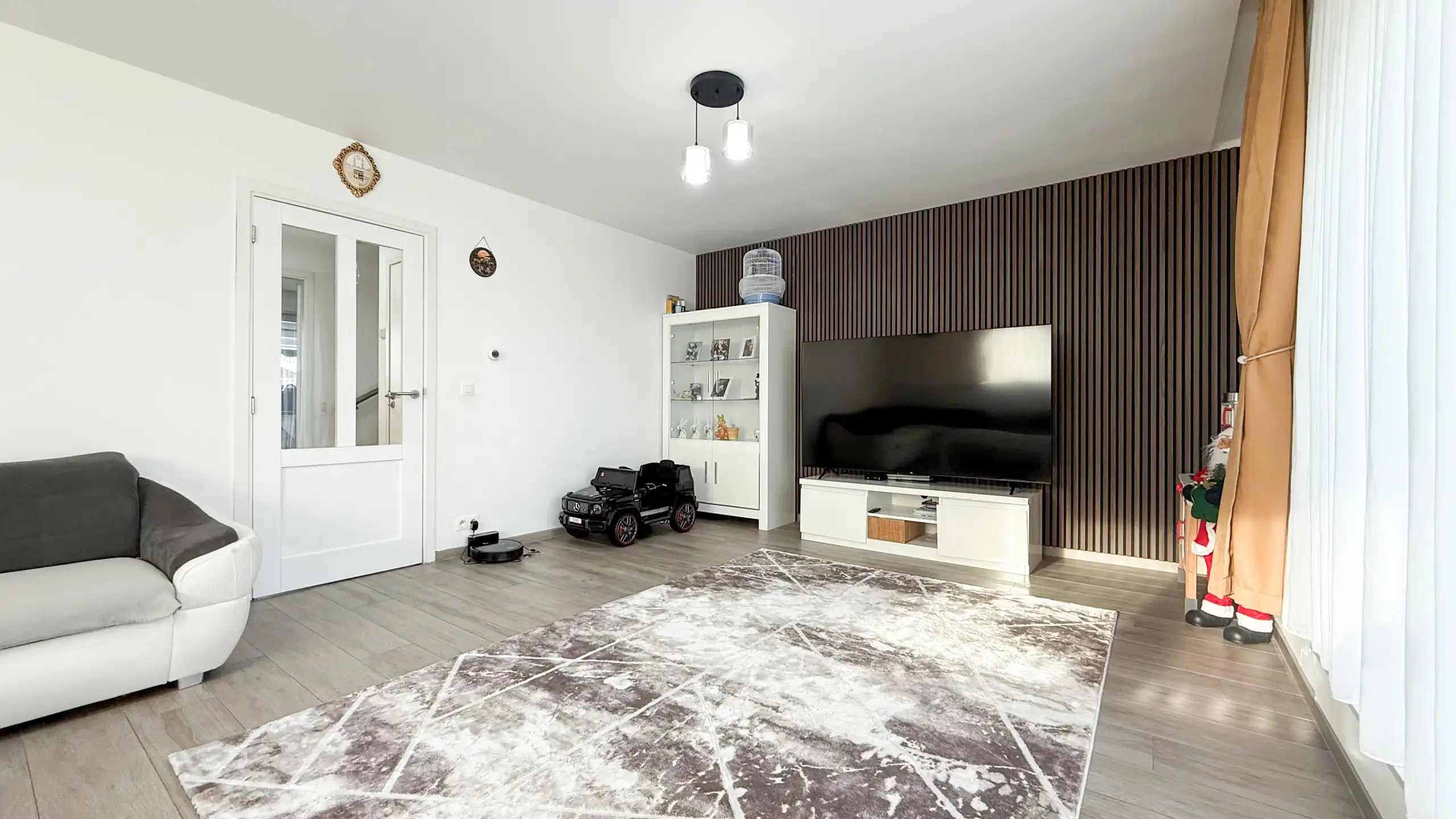 Ruim instapklaar duplex app in Paal, 108m², 3 slpks foto 10