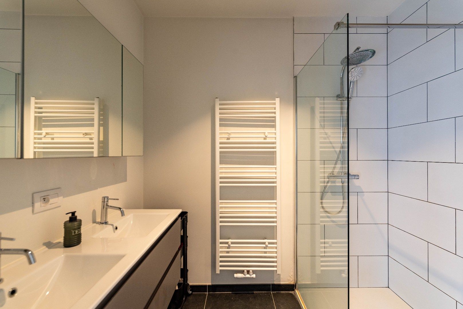 Gerenoveerd appartement voor een echte stadsmus!  foto 10
