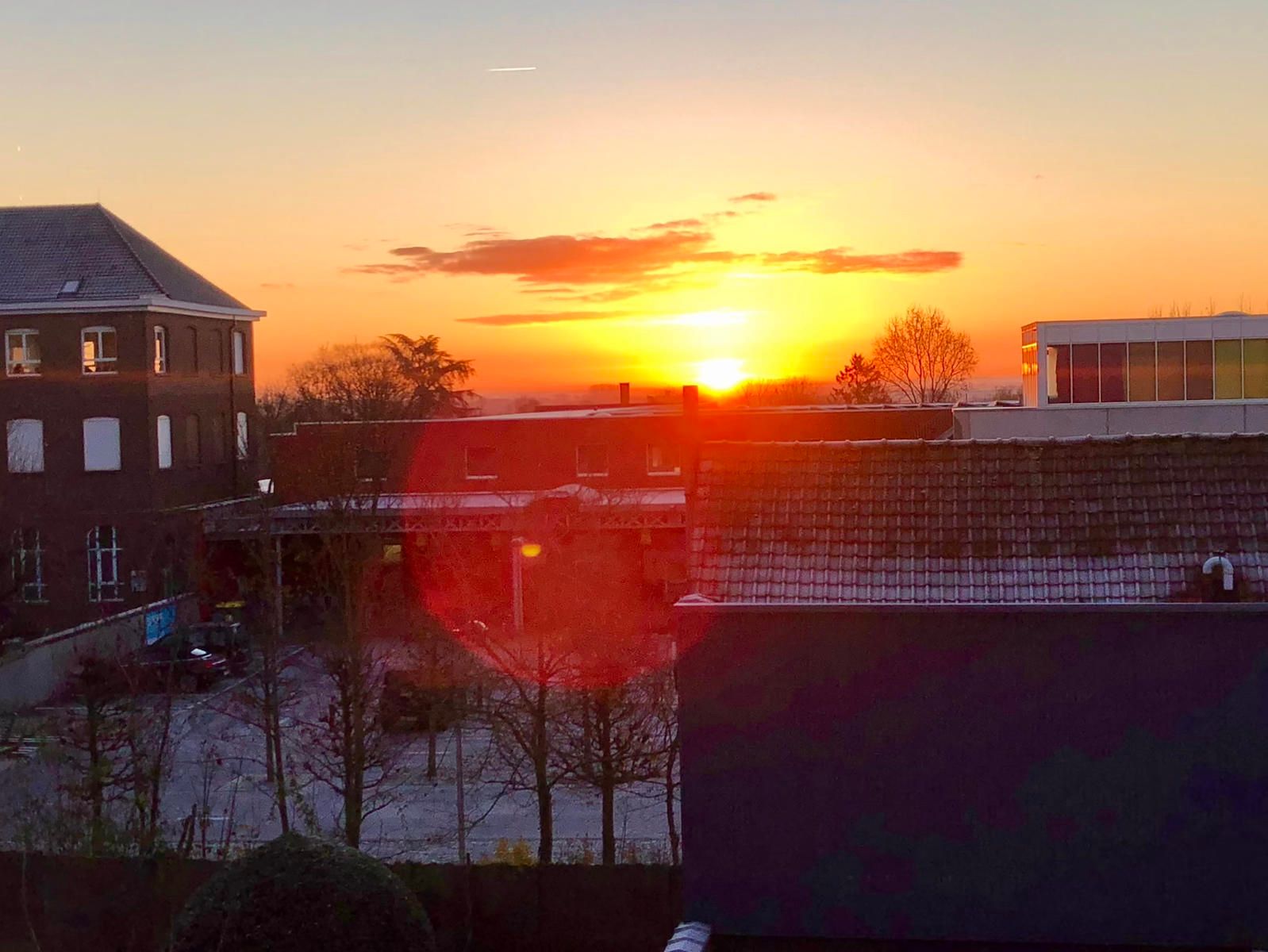 Volledig gerenoveerd appartement met zonnige terrassen. foto 18