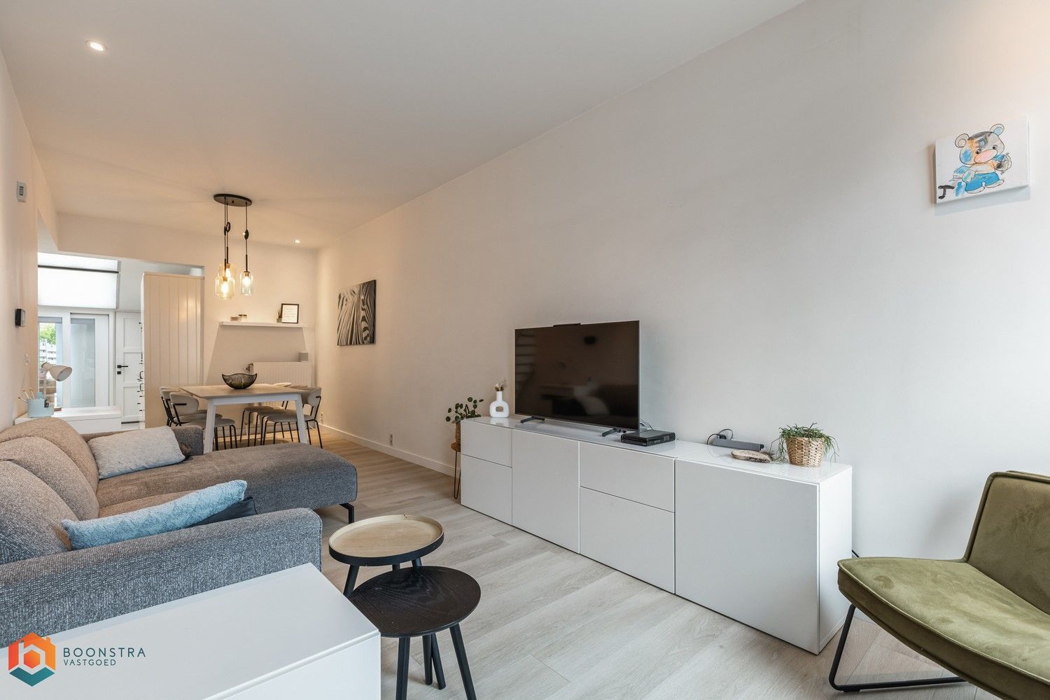 Instapklare woning met 2 slaapkamers en tuin foto 2