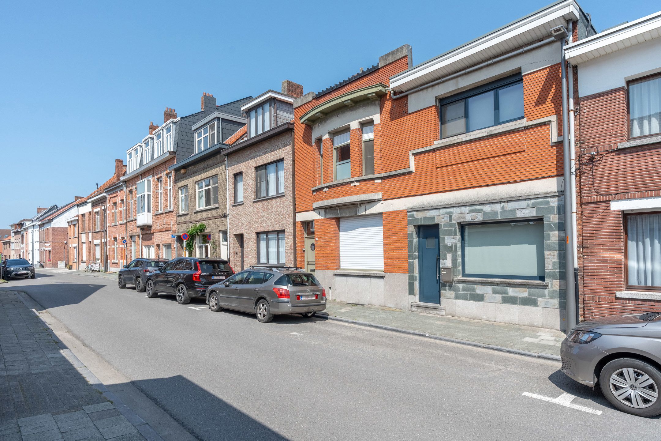 Volledig vernieuwde  woning met garage op rustige ligging  foto 38