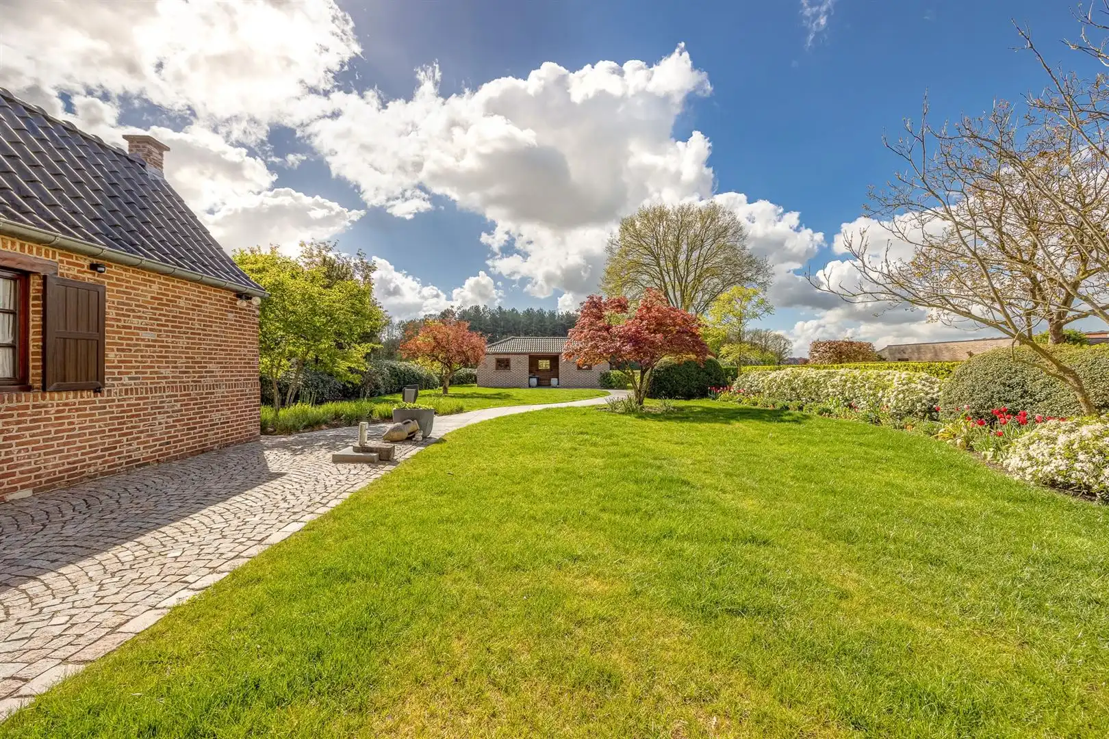 Wonen met zicht op weiland in rustige doodlopende straat foto 20