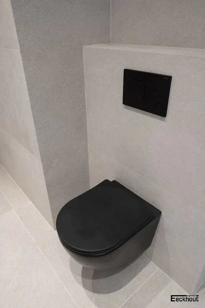 Instapklaar handelspand in de klassevolle vernieuwbouw 'Residentie Derycker'. foto 8