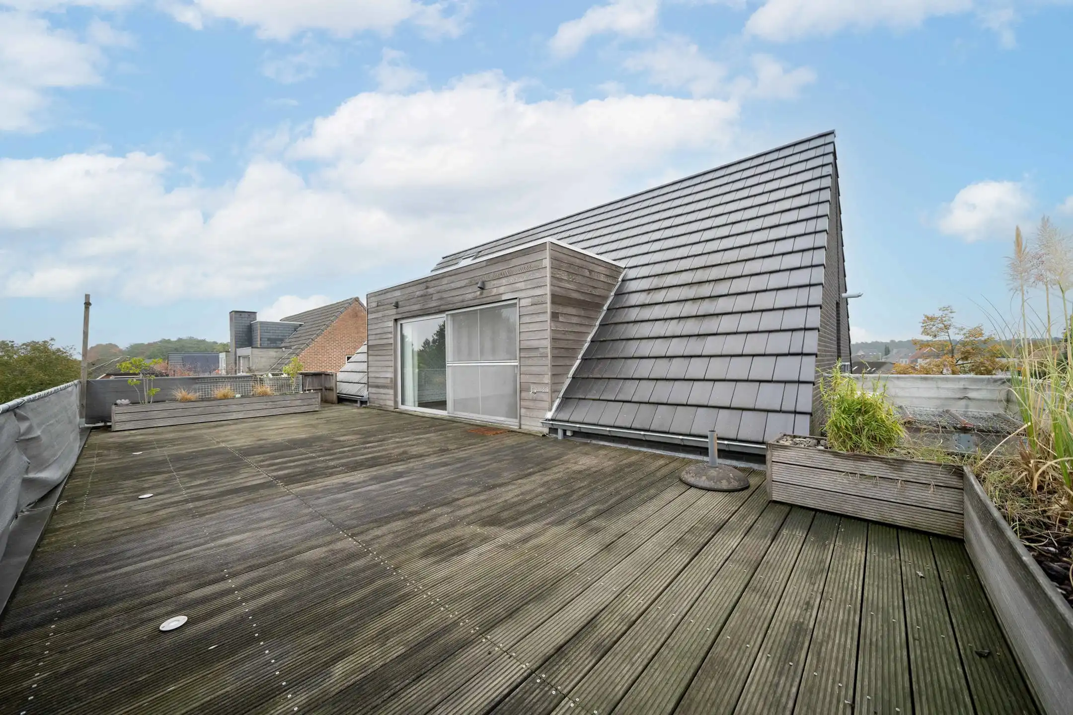 Penthouse met 1 à 2 slaapkamers, dressing en ruim terras foto 10