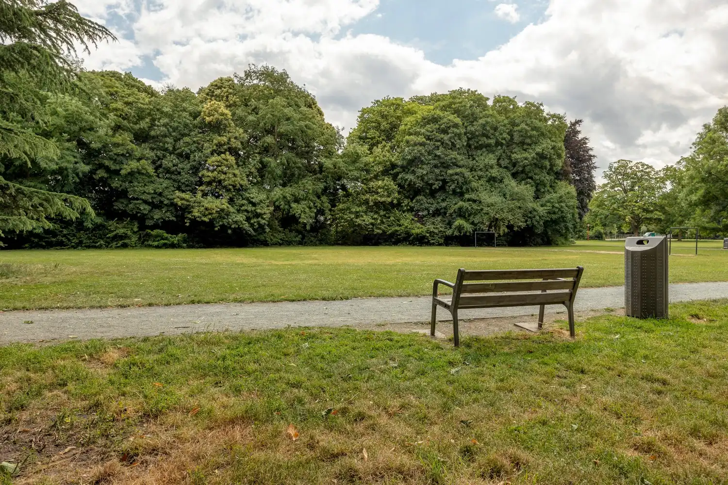 Op te frissen appartement 2e verdiep (94 m²) met 2/3 slaapkamers foto 16
