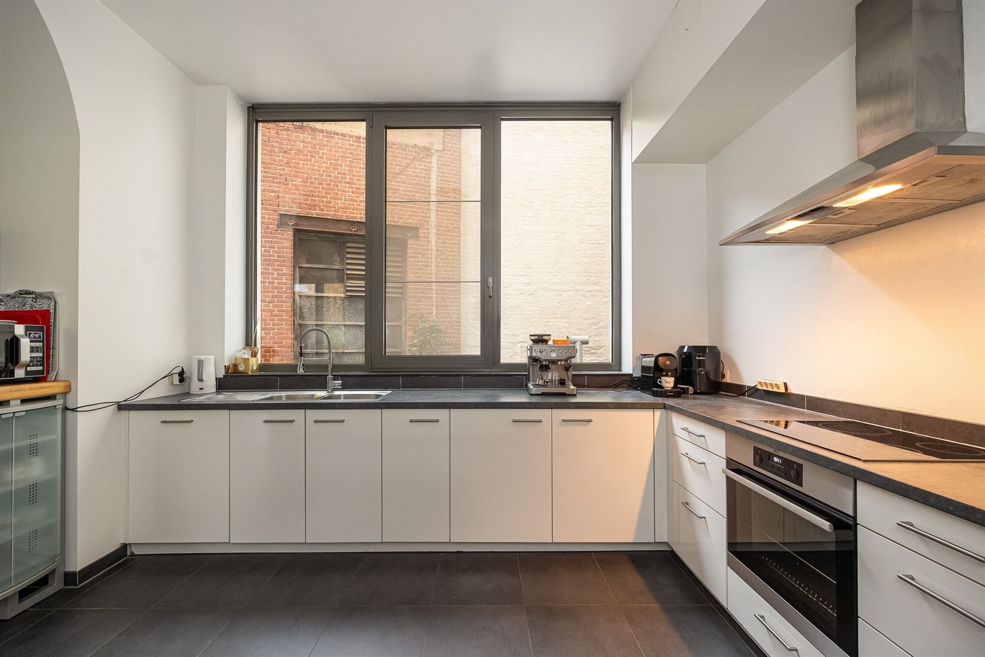 Ruim en lichtrijk 2 slpkr. app. met terras op TOPlocatie foto 18