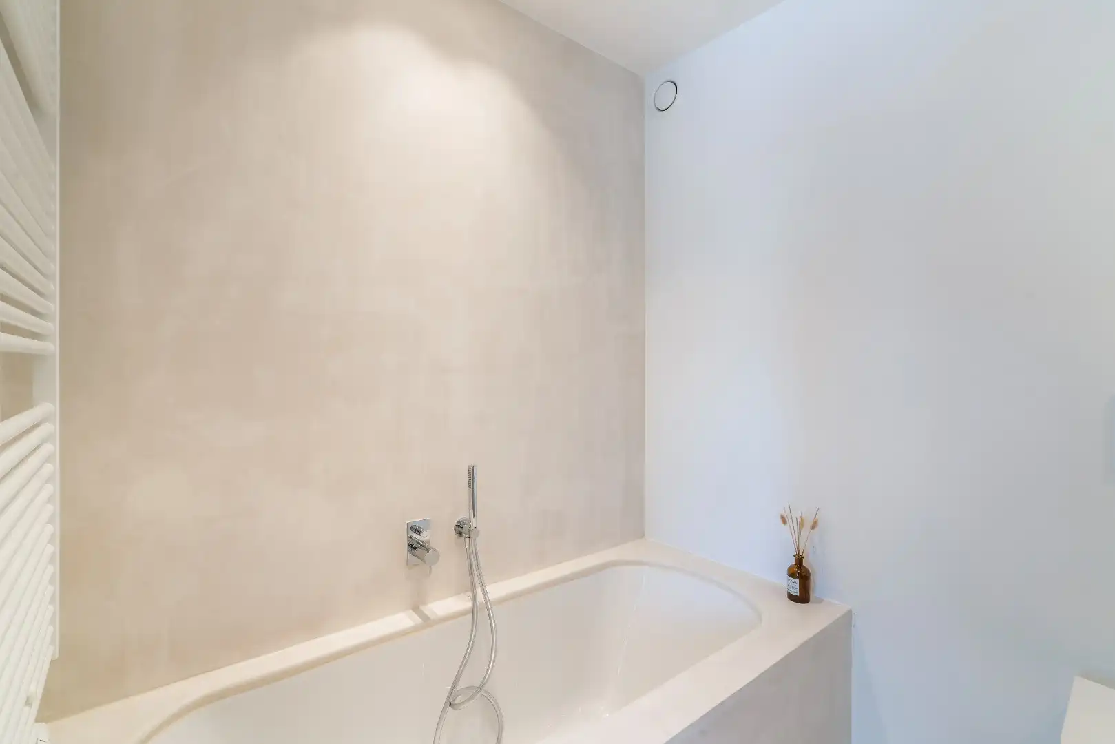 Luxueus hoekappartement met adembenemend frontaal zeezicht (12,5 meter zeezicht) foto 14