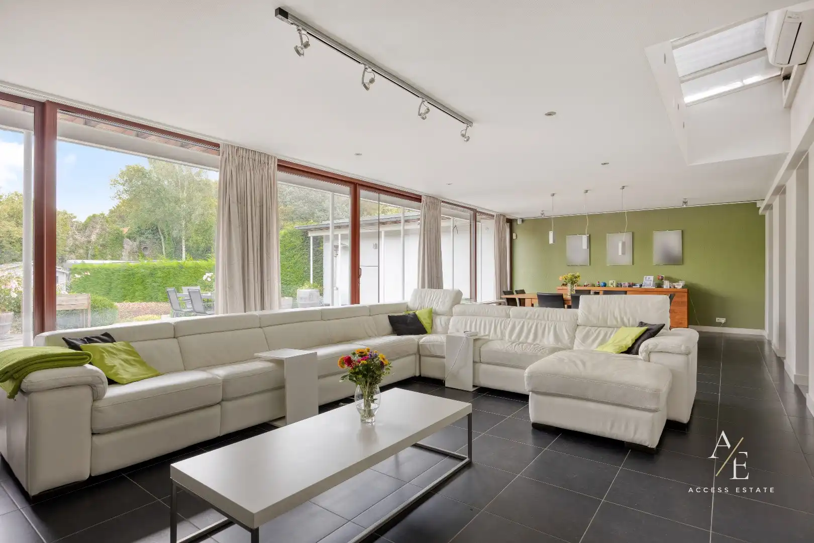 Dubbele rijwoning (341m²) in centrum Eeklo met EPC label A foto 5