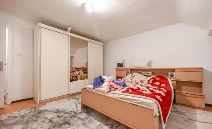 Verhuurd appartement + handelgelijkvloers  foto 22