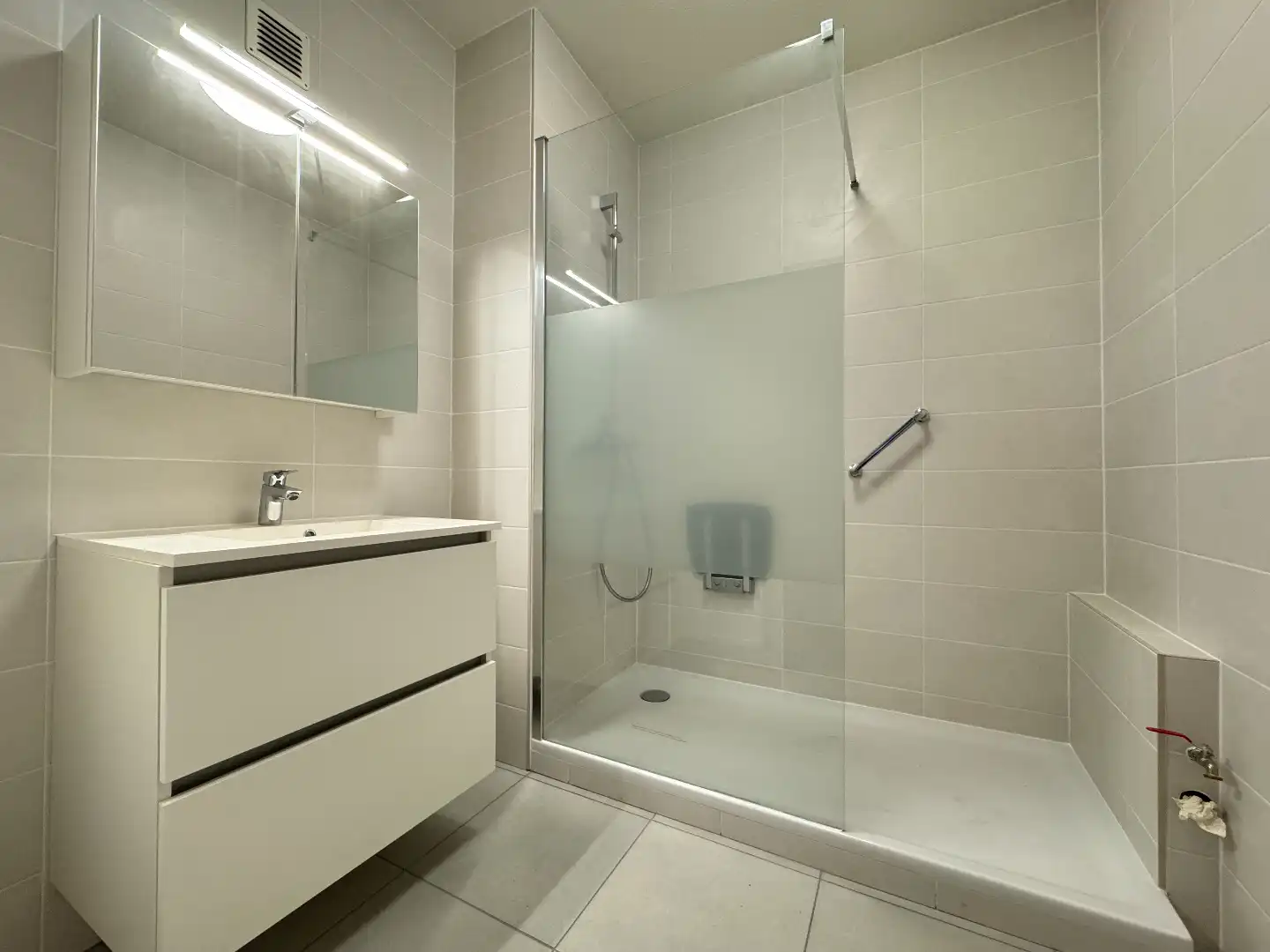 een appartement met kelder en autostaanplaats foto 6