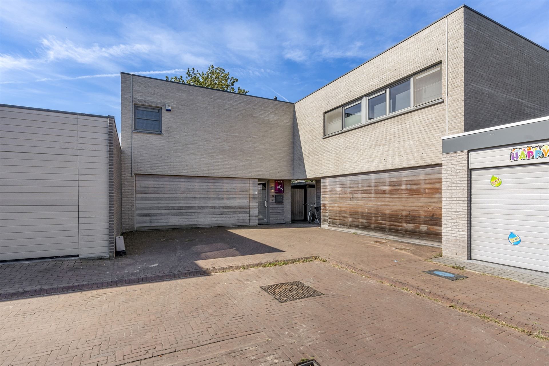 Recente eengezinswoning nabij het centrum van Kermt foto 19