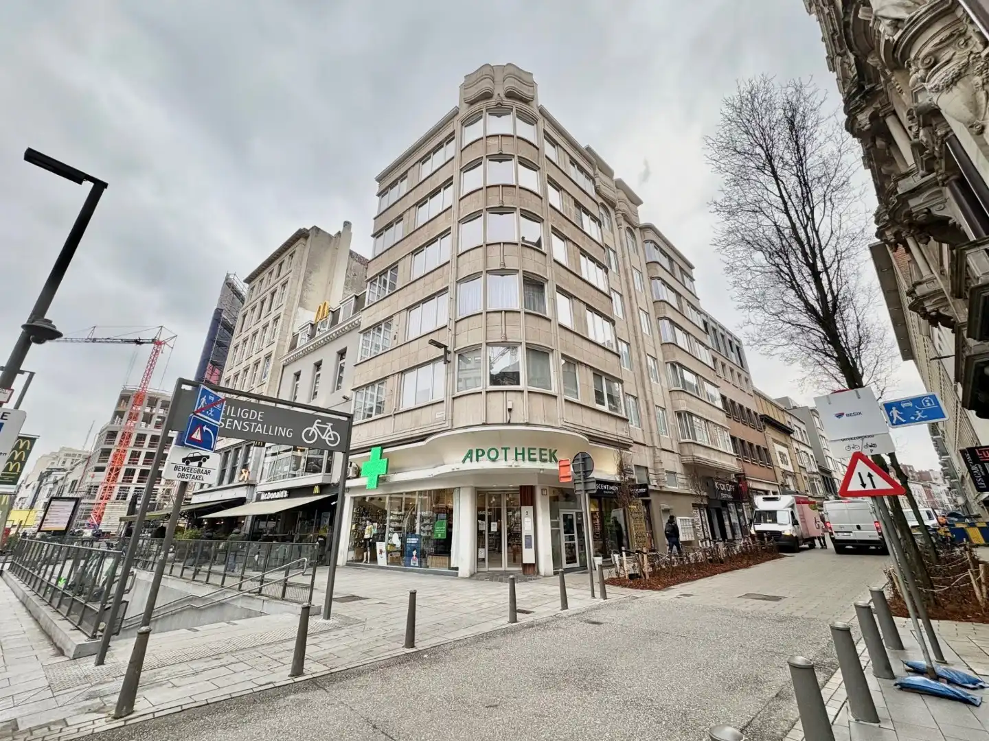 Instapklaar 2-slaapkamerappartement met zijzicht op de Meir ca. 140 m² foto 16