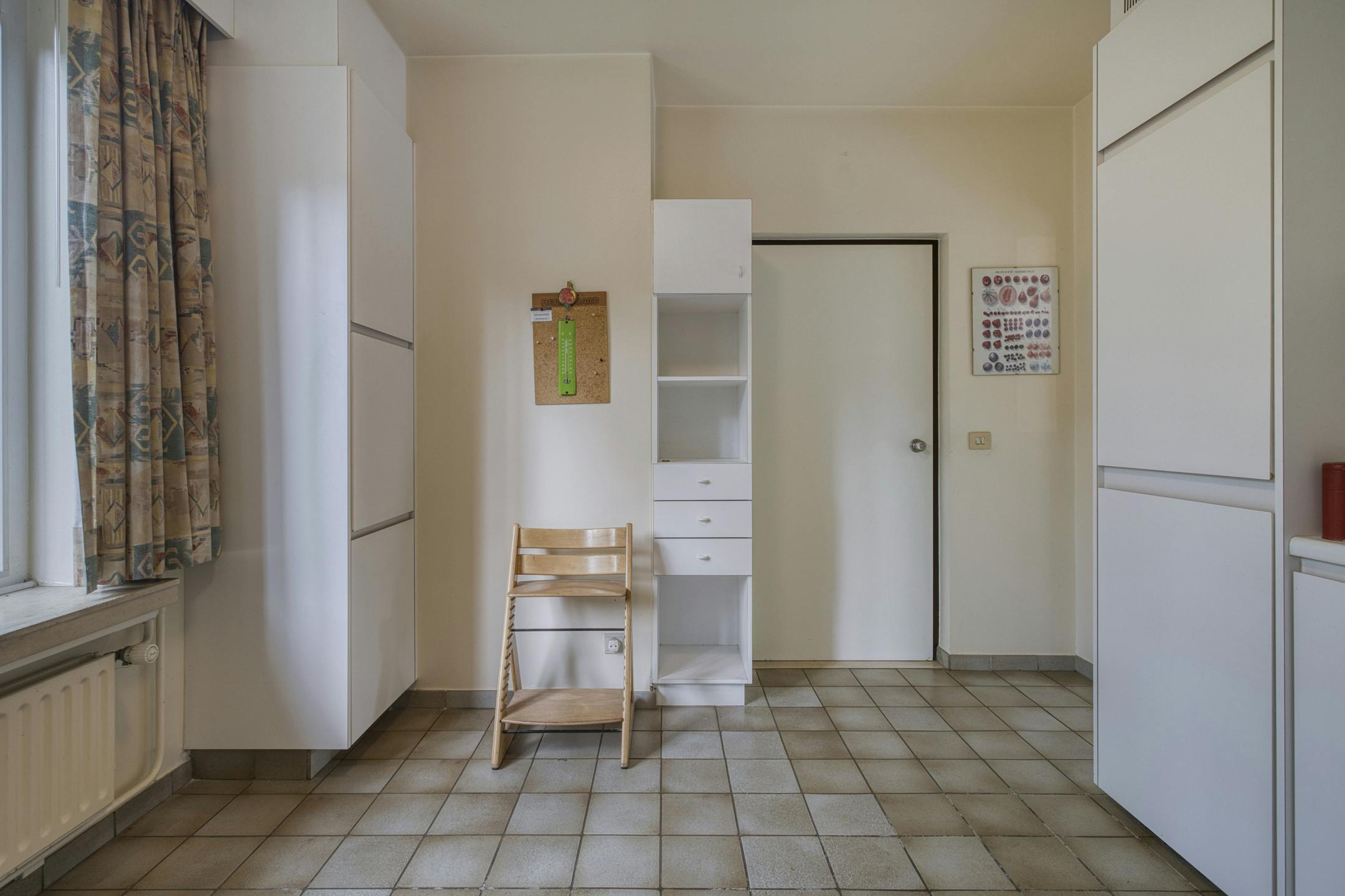 Vrijstaand huis met praktijkmogelijkheid te Sint-Kruis foto 12