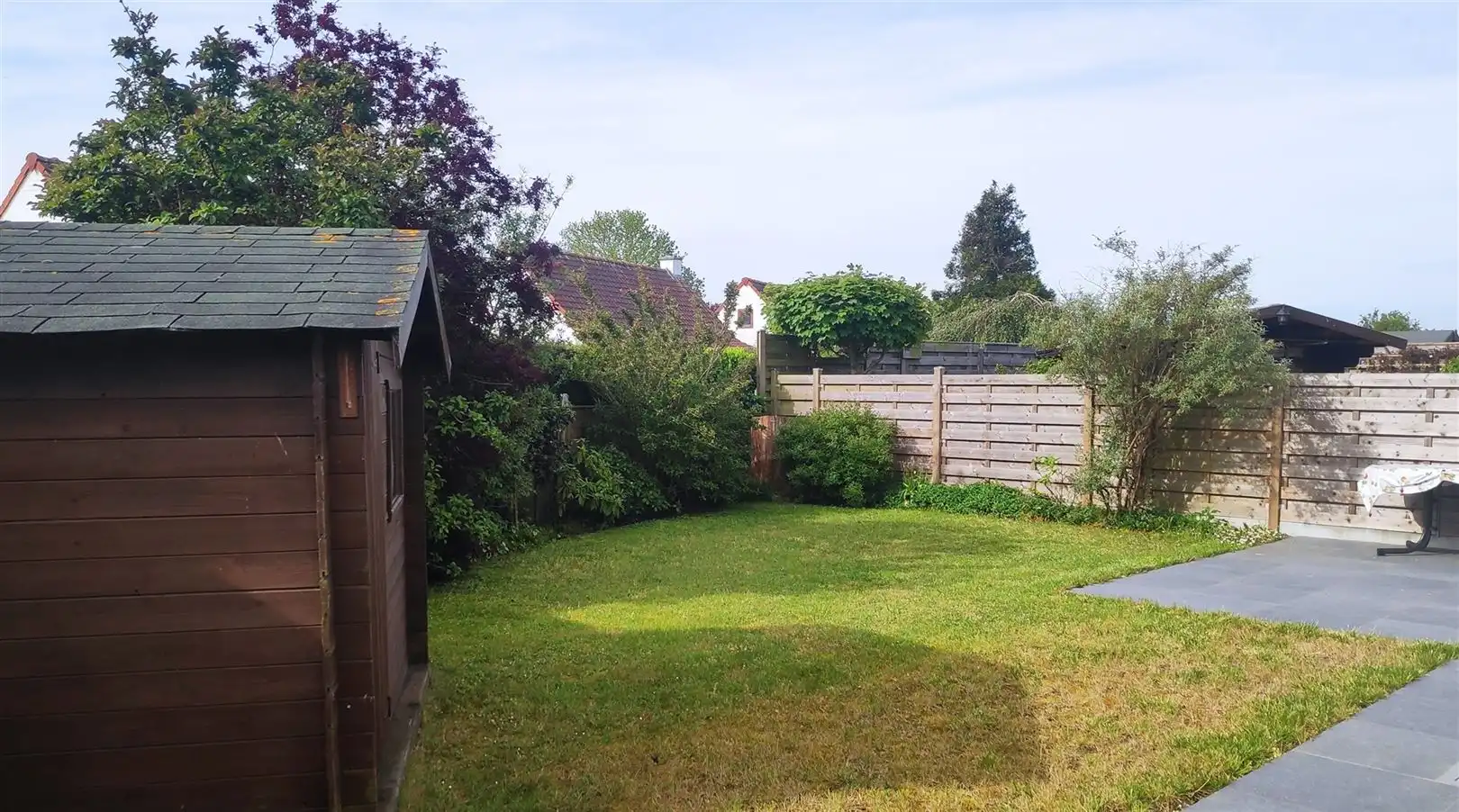 Centraal gelegen Duinenhuisje met vernieuwd terras. foto 3