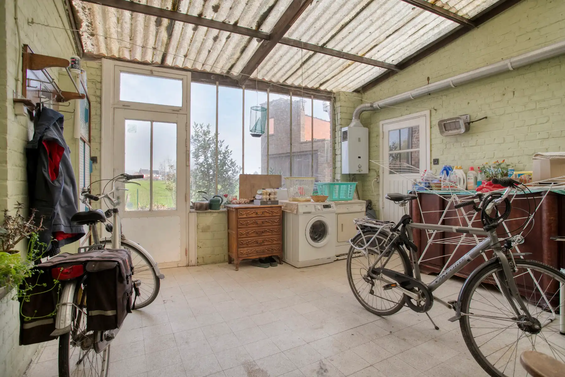 Renovatieproject met 3 slaapkamers en een prachtig uitzicht foto 5