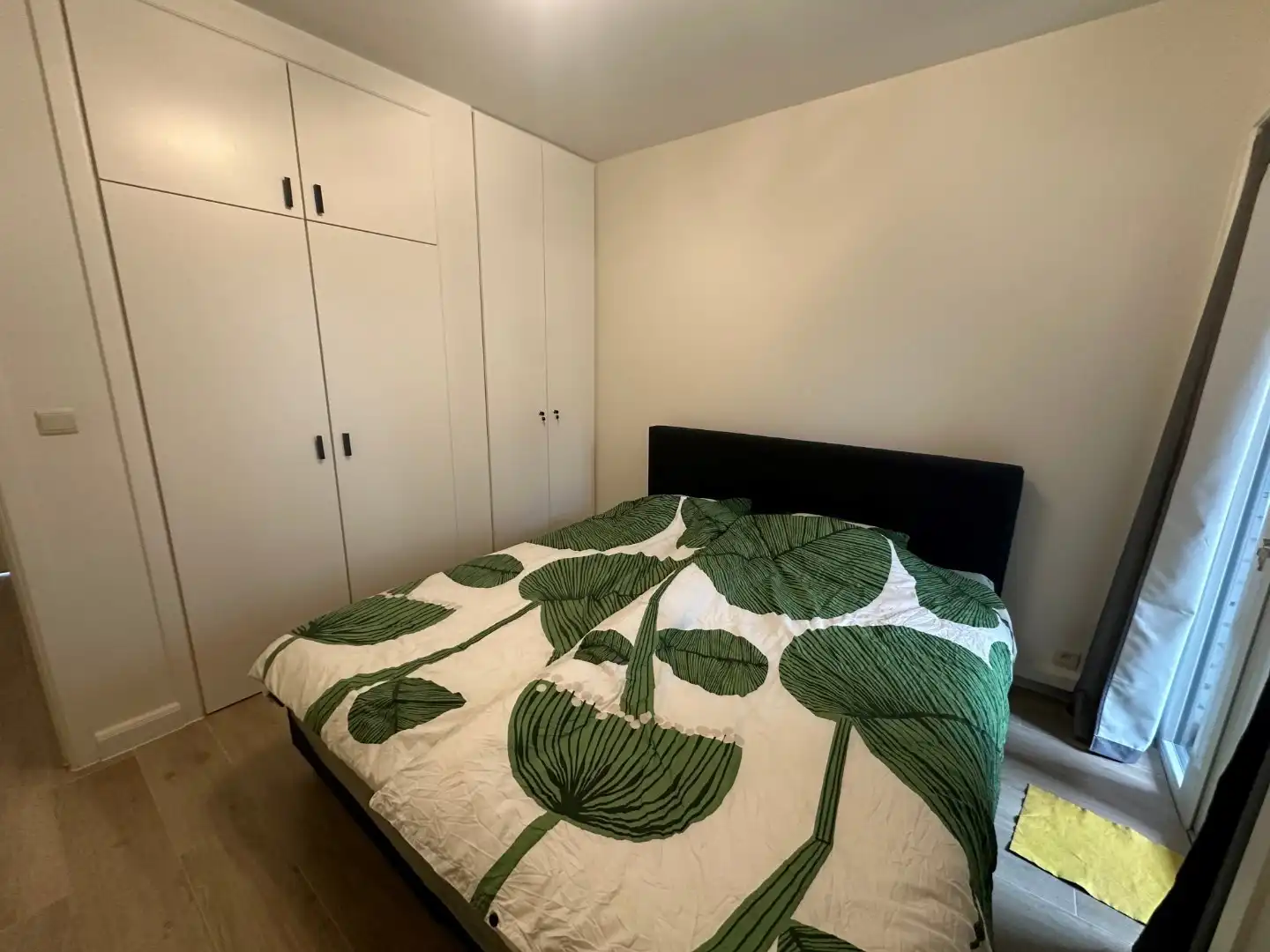 Te huur op jaarbasis gemeubeld appartement met 2 slaapkamers foto 9