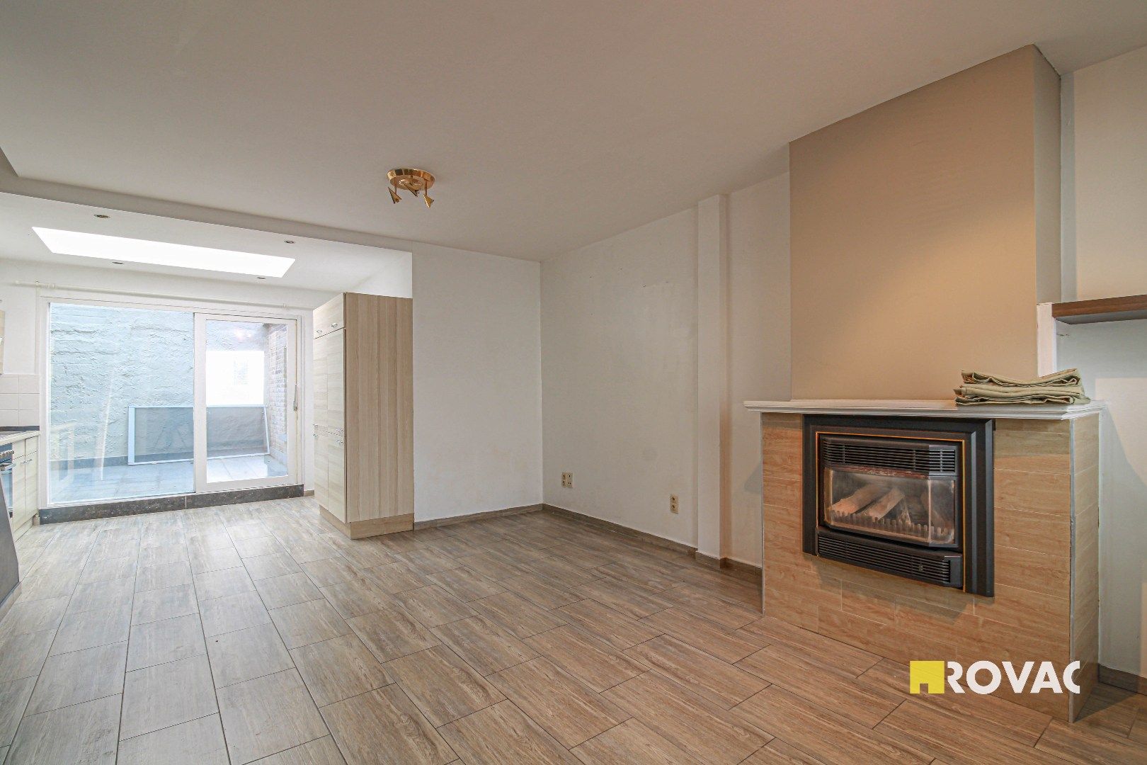 Gezellige instapklare rijwoning! foto 3