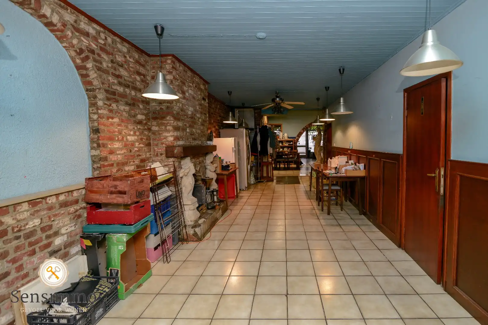 Handelsgelijkvloers met bovenliggend woonst foto 7