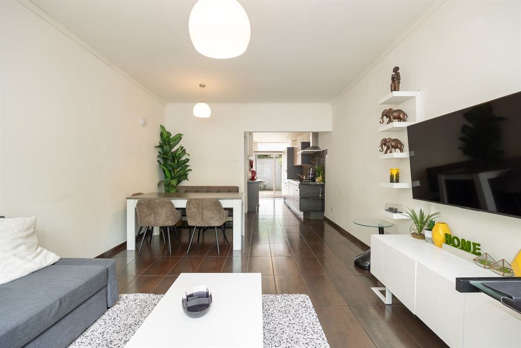 Gelijkvloers appartement met zonnige tuin foto 2