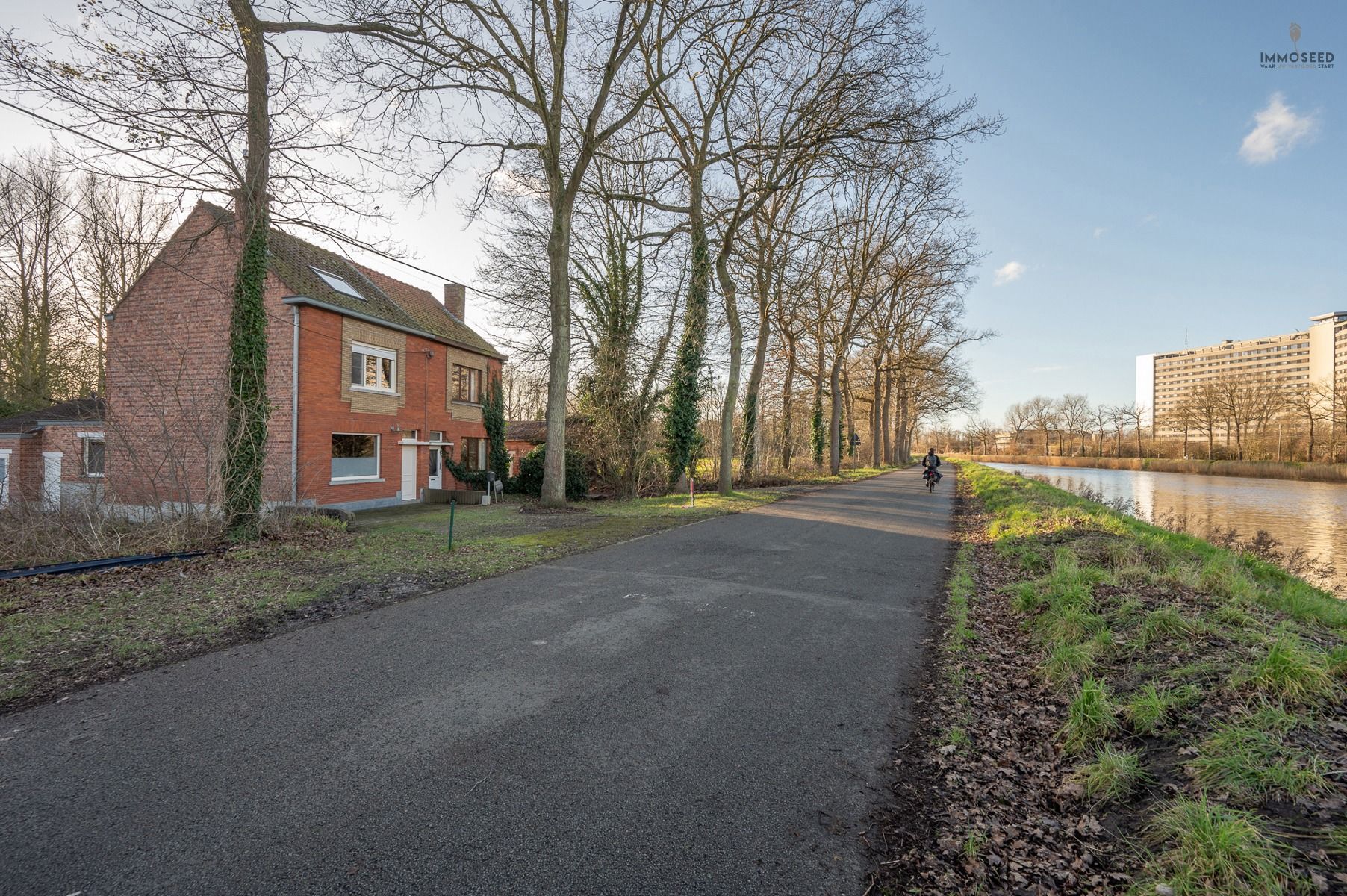 Hoofdfoto van de publicatie: Woning op unieke locatie