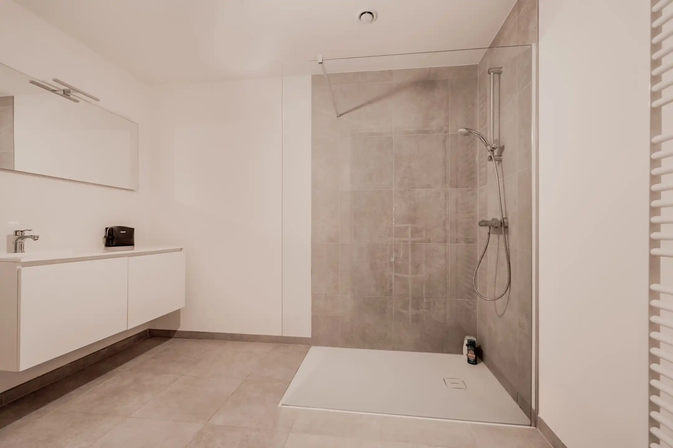 Recent appartement op ideale locatie foto 8