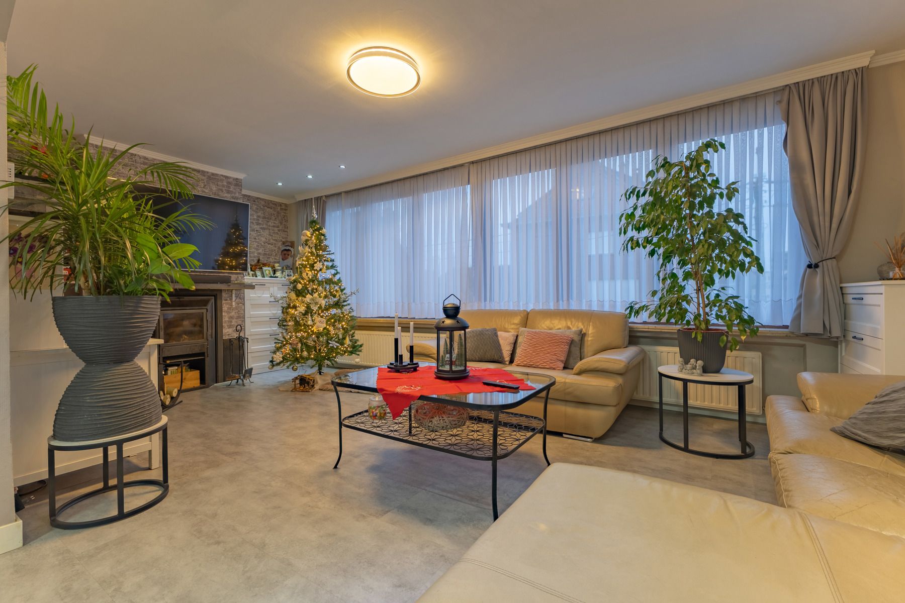 Gunstig gelegen woning met 4 slaapkamers en tuin foto 6