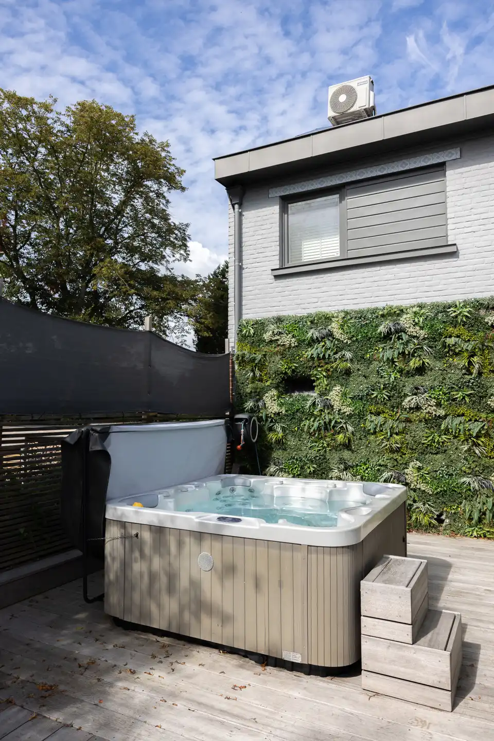 Prachtige villa in een rustige en groene omgeving foto 24