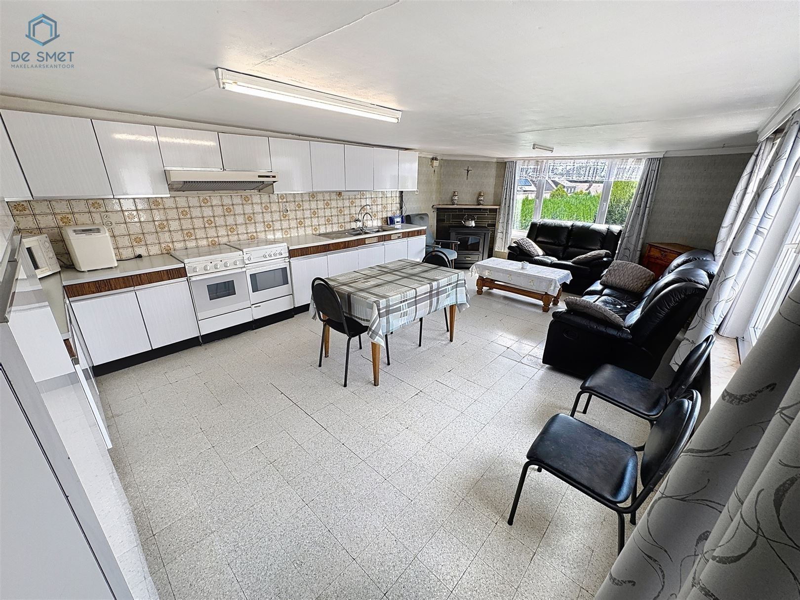Te renoveren woning met 4 slpks, garage & prachtige tuin vlak aan station Lierde foto 17