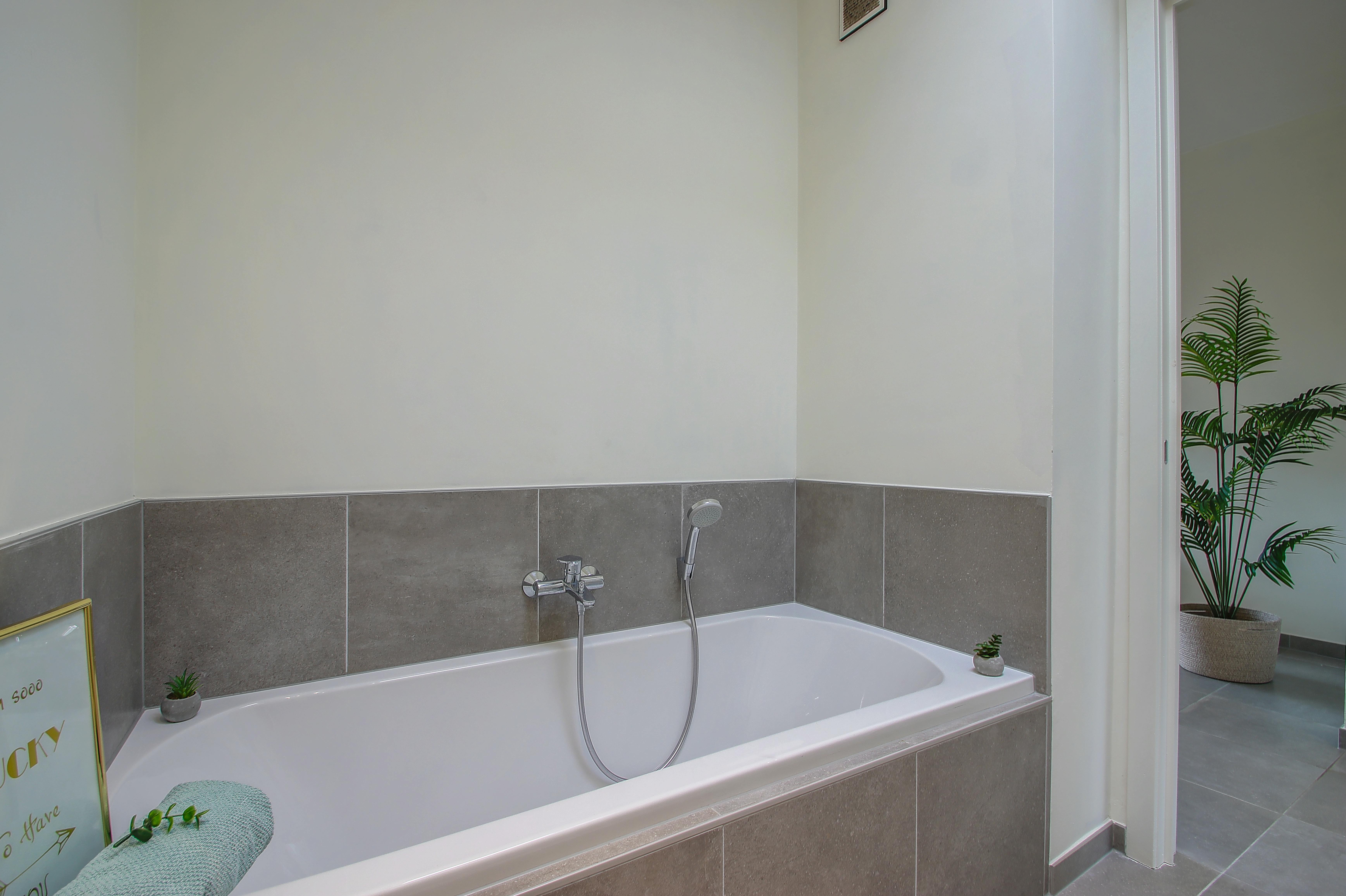 Ruim nieuwbouwappartement te koop in het centrum. foto 12