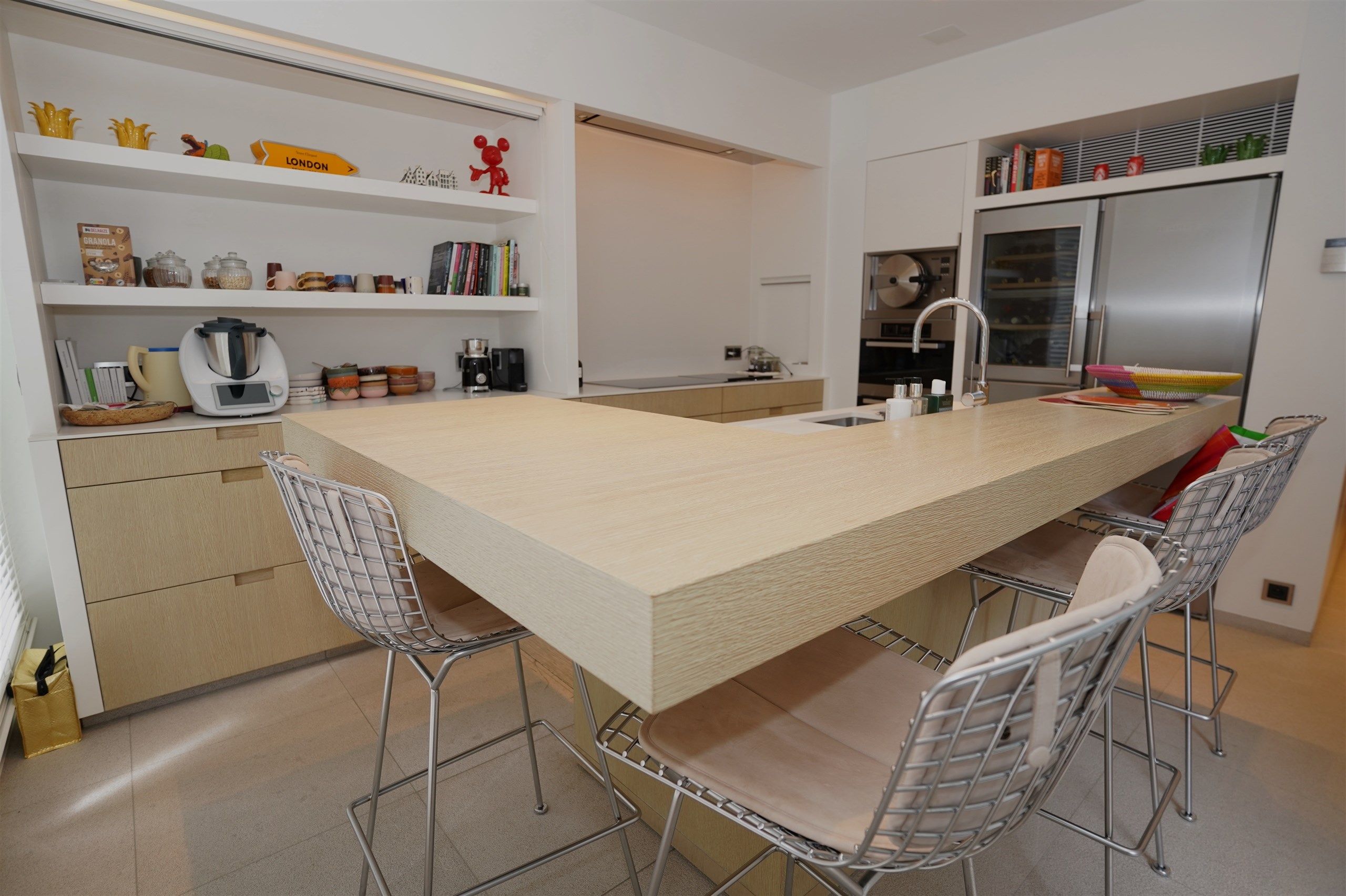 Luxeappartement met frontaal Leiezicht & voorbijglijdende bootjes foto 15